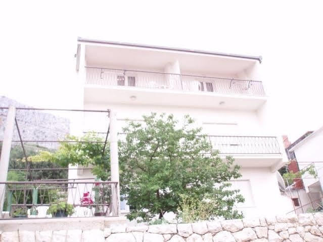 Apartments Ivka Omiš Exterior foto